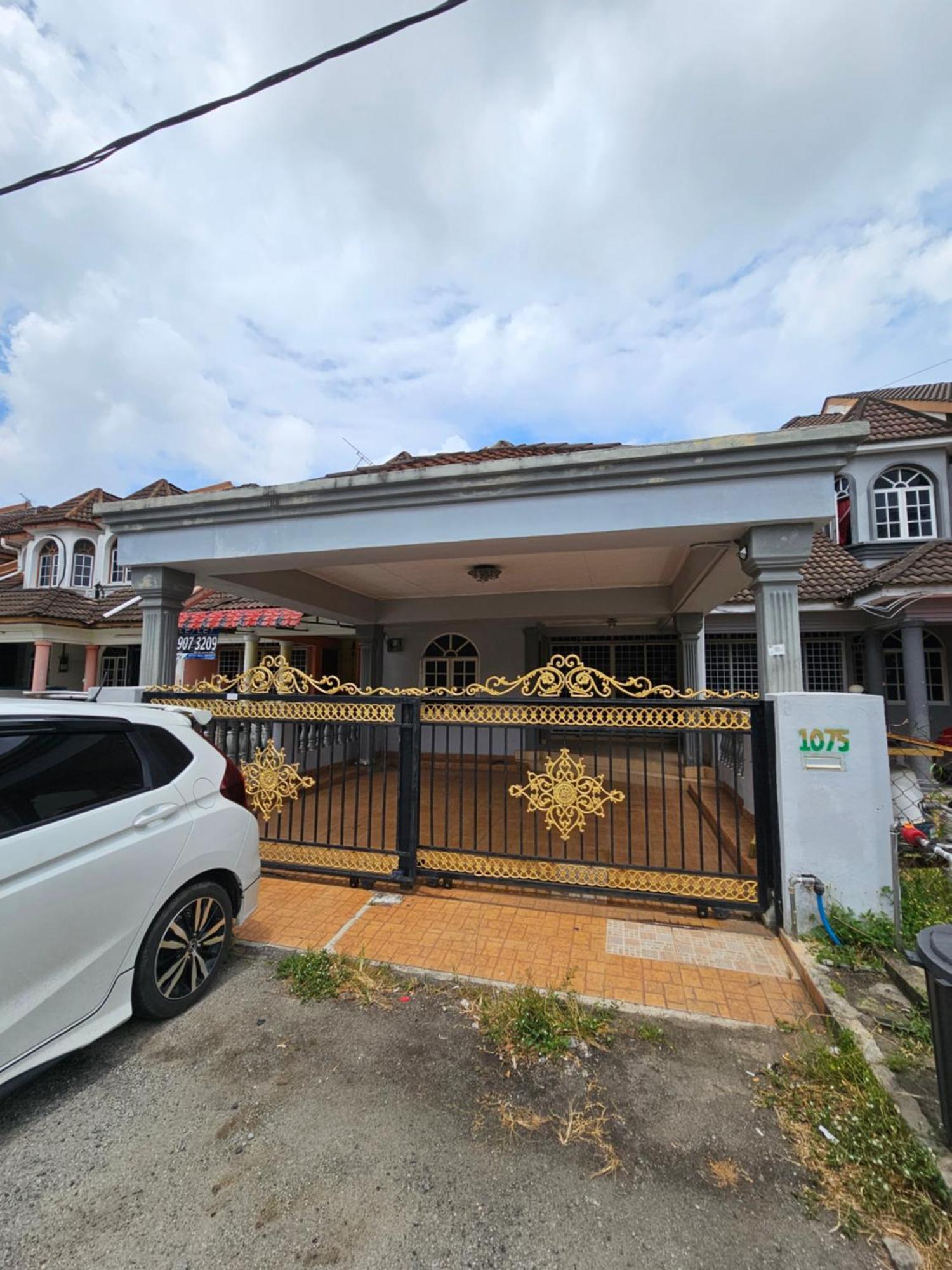 Ruhani Homestay 3 Kb - 4 Bedroom Fully Airconditioned With Wifi & Netflix Kota Bharu Zewnętrze zdjęcie