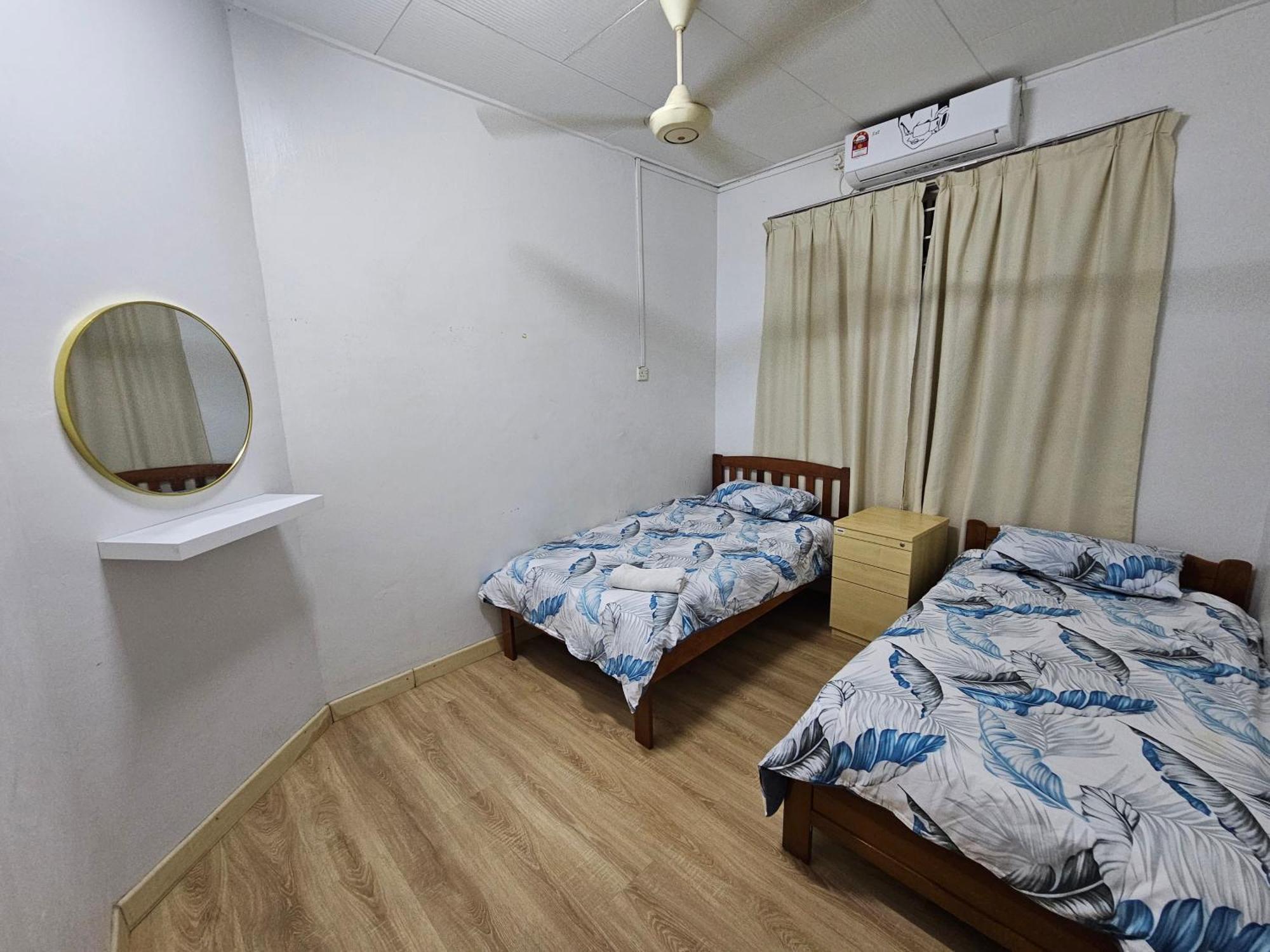 Ruhani Homestay 3 Kb - 4 Bedroom Fully Airconditioned With Wifi & Netflix Kota Bharu Zewnętrze zdjęcie