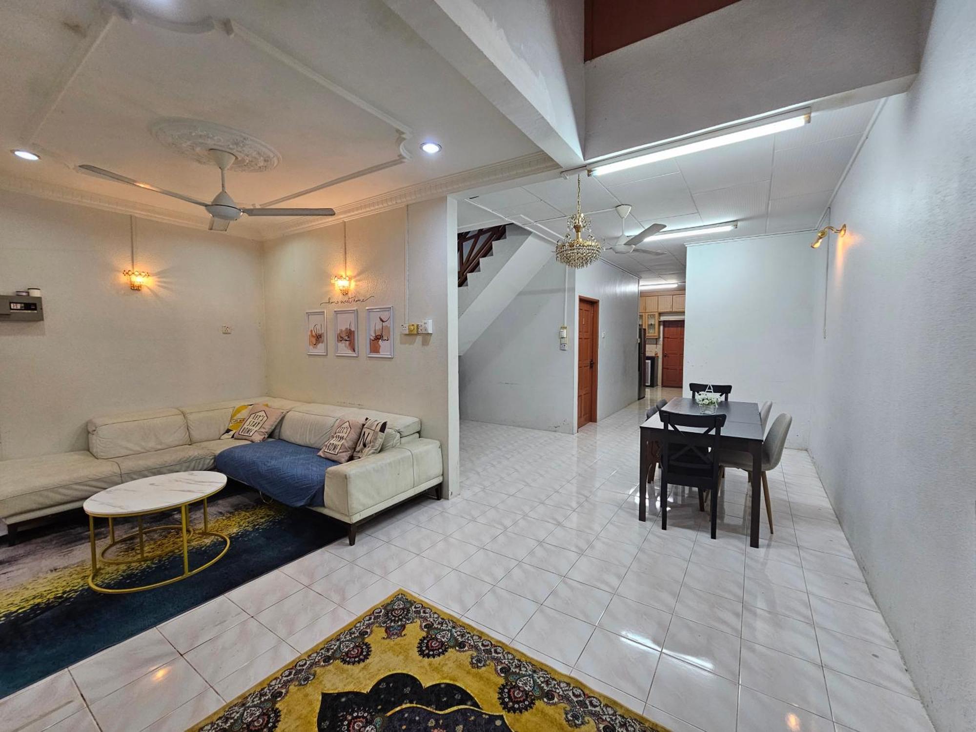 Ruhani Homestay 3 Kb - 4 Bedroom Fully Airconditioned With Wifi & Netflix Kota Bharu Zewnętrze zdjęcie