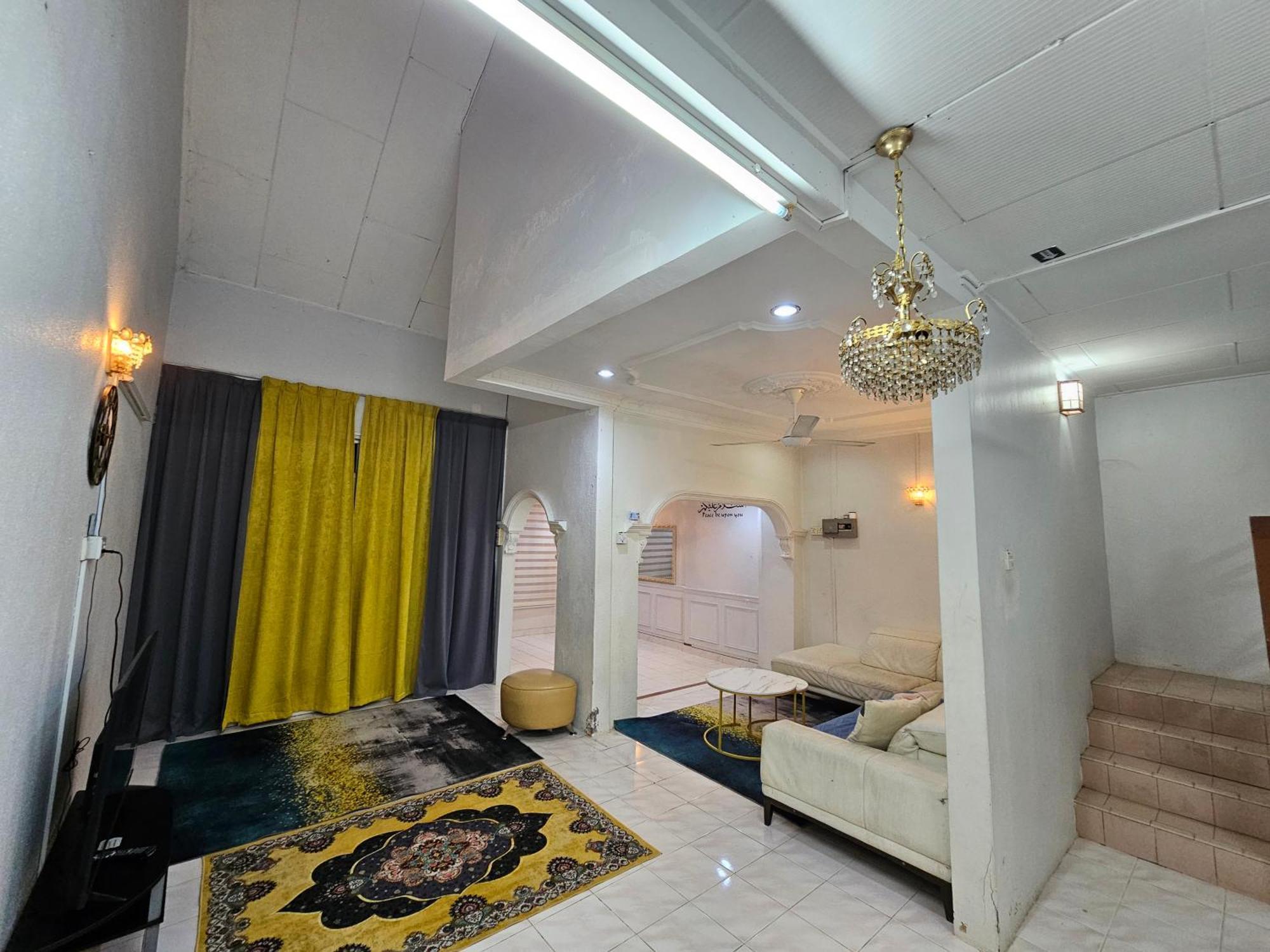 Ruhani Homestay 3 Kb - 4 Bedroom Fully Airconditioned With Wifi & Netflix Kota Bharu Zewnętrze zdjęcie