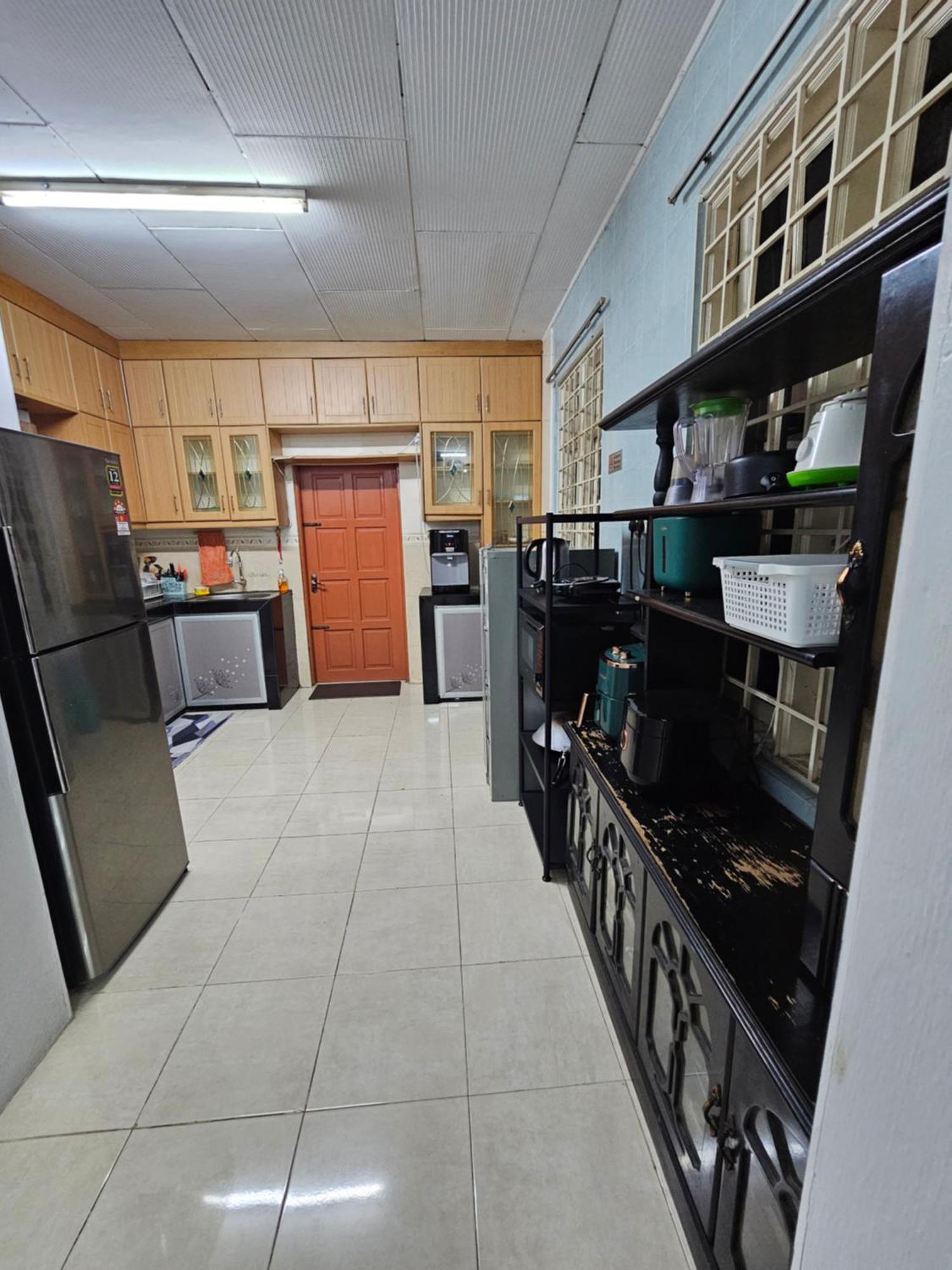 Ruhani Homestay 3 Kb - 4 Bedroom Fully Airconditioned With Wifi & Netflix Kota Bharu Zewnętrze zdjęcie